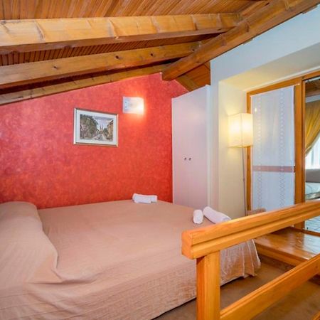 Apartments Villa Rossella 1 ロヴィニ 部屋 写真
