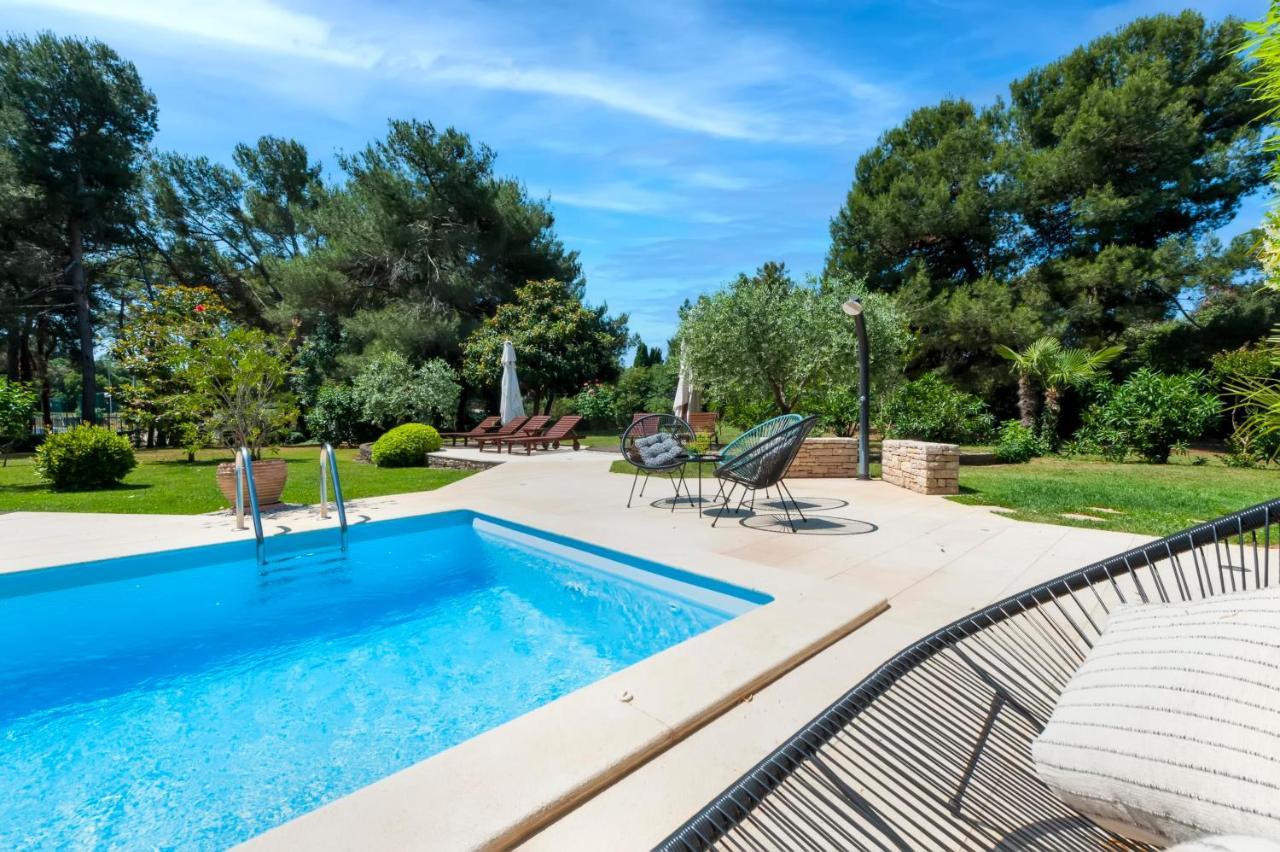 Apartments Villa Rossella 1 ロヴィニ エクステリア 写真