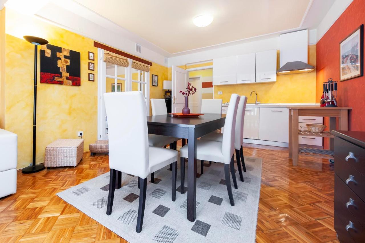 Apartments Villa Rossella 1 ロヴィニ エクステリア 写真