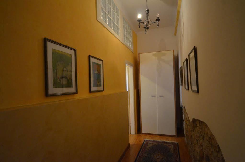 Apartments Villa Rossella 1 ロヴィニ エクステリア 写真